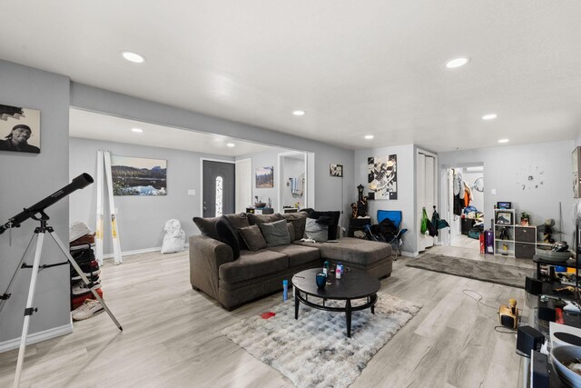 2024 Hinkle St SE, Albuquerque, NM 87102 - living area with recessed lighting and wood finished floors