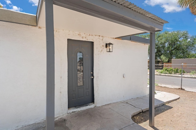 2024 Hinkle St SE, Albuquerque, NM 87102 - property entrance featuring stucco siding