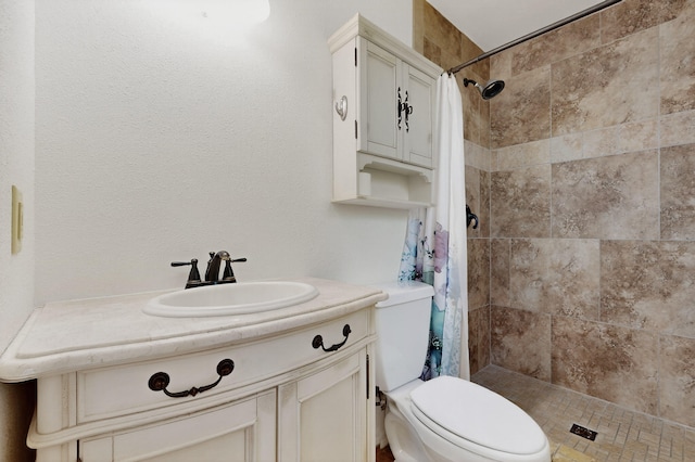 12208 Phoenix Ave NE, Albuquerque, NM 87112 - bathroom with a tile shower and vanity