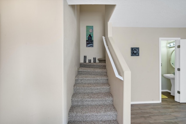 5478 Salem Ct NE, Rio Rancho, NM 87144 - staircase with wood finished floors and baseboards