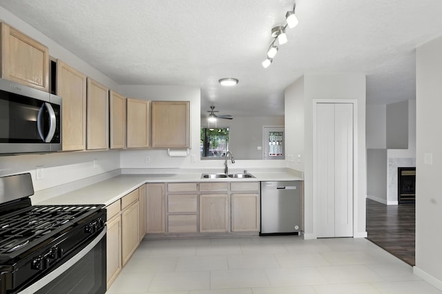 3013 Shelby Meadows Dr, Rio Rancho, NM 87144 - photo 2