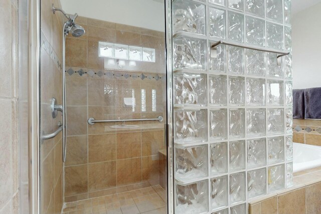 39 Pine Rd, Placitas, NM 87043 - full bathroom with a shower stall
