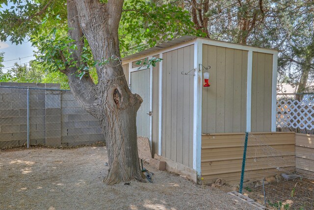 2933 Indiana St NE, Albuquerque, NM 87110 - photo 37