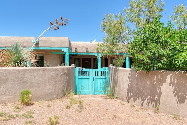 15 Sunset Blvd, Placitas, NM 87043 - gate with a fenced front yard