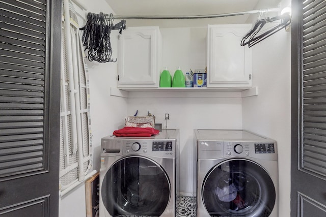 4320 Blumenshine Cir SW, Albuquerque, NM 87105 - laundry room featuring washing machine and clothes dryer and cabinet space