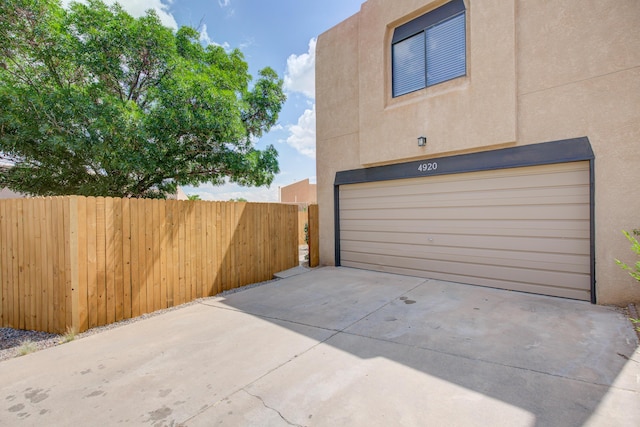 4920 Black Dr NW, Albuquerque, NM 87120 - garage with driveway