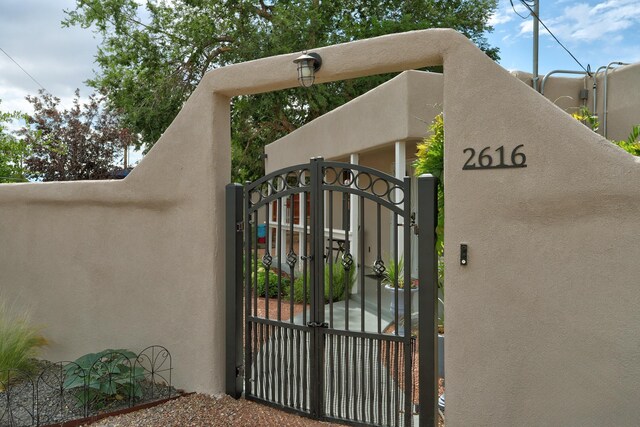 2616 Mountain Rd NW, Albuquerque, NM 87104 - photo 4