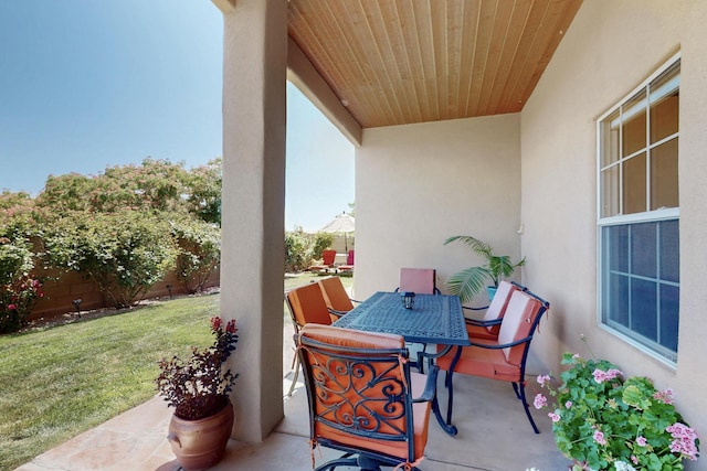 8712 Sandwater Rd NW, Albuquerque, NM 87120 - fenced backyard featuring a patio