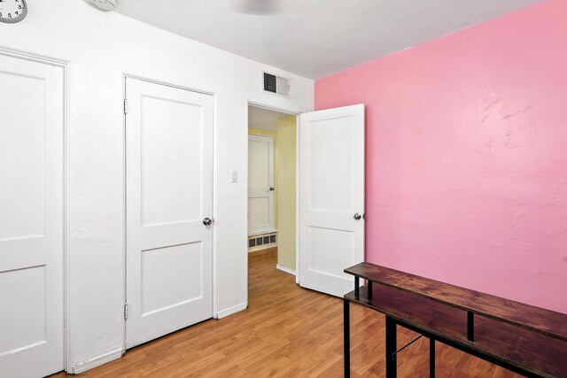 5906 Hannett Ave NE, Albuquerque, NM 87110 - photo 18