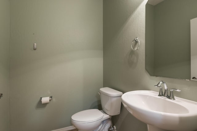 959 Salt Cedar Ct, Bernalillo, NM 87004 - bathroom featuring a sink and toilet