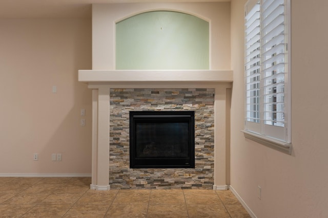 959 Salt Cedar Ct, Bernalillo, NM 87004 - detailed view of baseboards