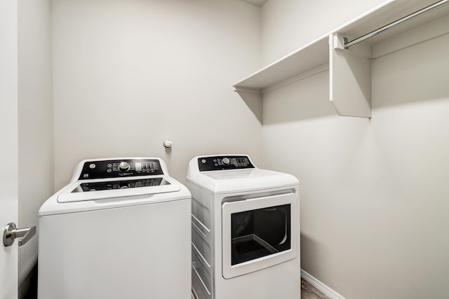4236 Crowned Eagle Loop NE, Rio Rancho, NM 87144 - laundry area featuring washer and dryer