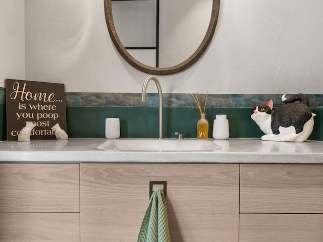 400 Perea Ln, Corrales, NM 87048 - bathroom featuring vanity