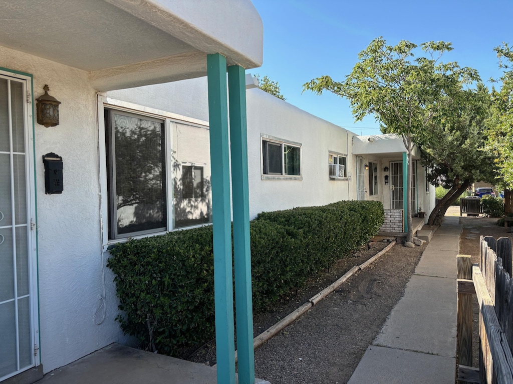2130 Coal Pl SE, Albuquerque, NM 87106 - photo 1