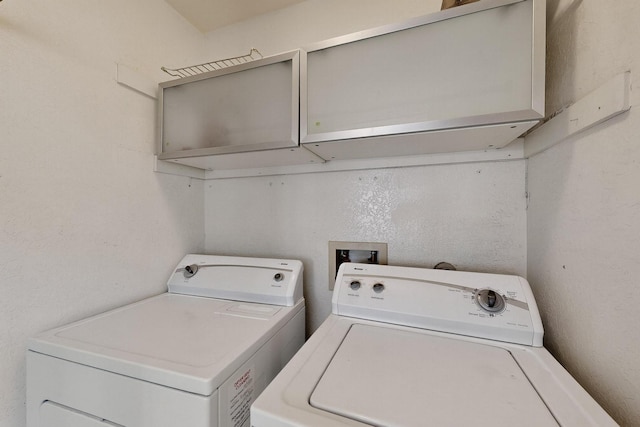 2900 Vista Del Rey NE Unit 7A, Albuquerque, NM 87112 - washroom with washing machine and dryer
