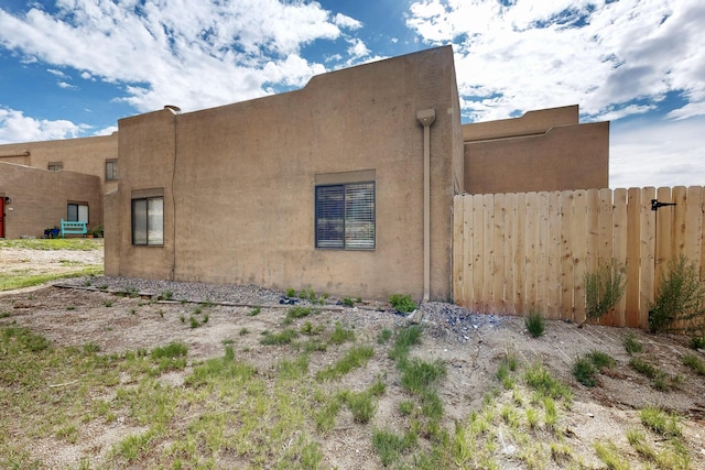 2900 Vista Del Rey NE Unit 7A, Albuquerque, NM 87112 - view of side of property with stucco siding
