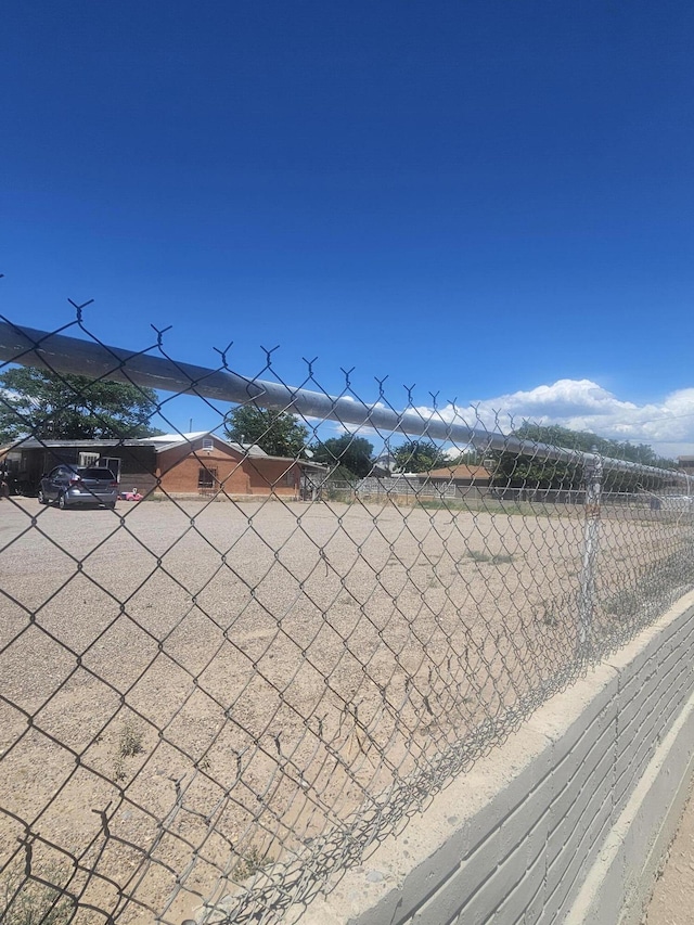 1921 John St SE, Albuquerque, NM 87102 - view of yard