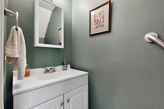 700 Fruit Ave NW Unit G, Albuquerque, NM 87102 - bathroom featuring vanity