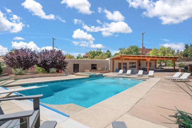 1524 W Meadowlark Ln, Corrales, NM 87048 - view of pool with a patio area and a pool with connected hot tub