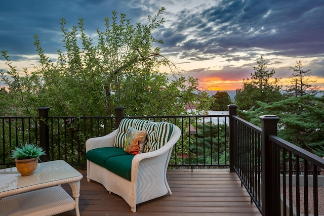 13527 Cedarbrook Ave NE, Albuquerque, NM 87111 - view of deck at dusk