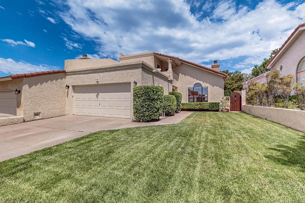10717 Malaguena Ln NE, Albuquerque, NM 87111 - photo 1