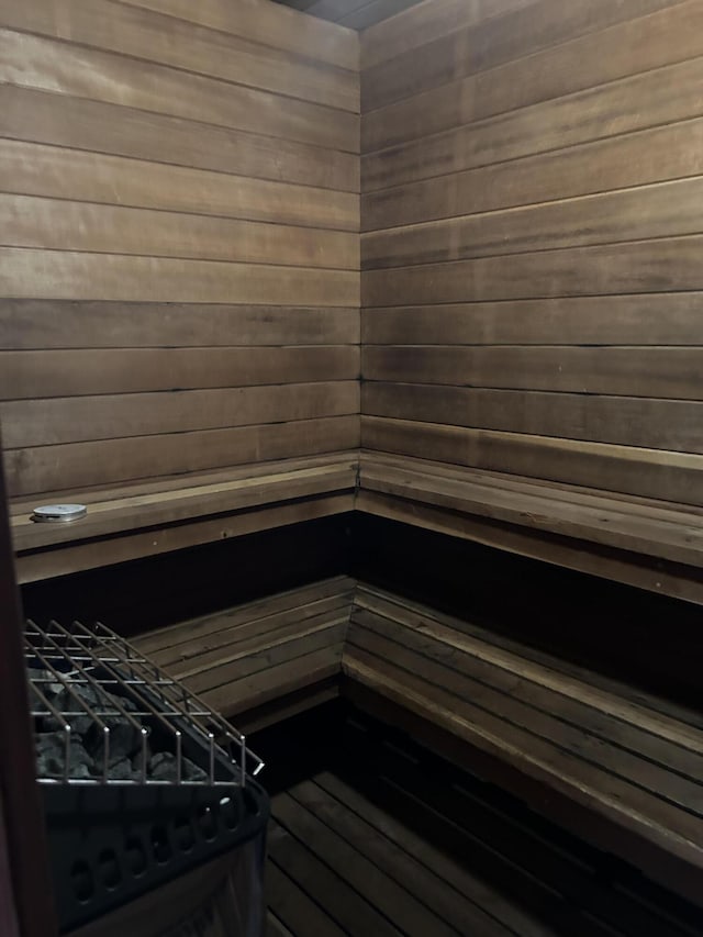 3847 Montgomery Blvd NE Unit 923, Albuquerque, NM 87109 - relaxing sauna / steam room with wooden walls and wood finished floors