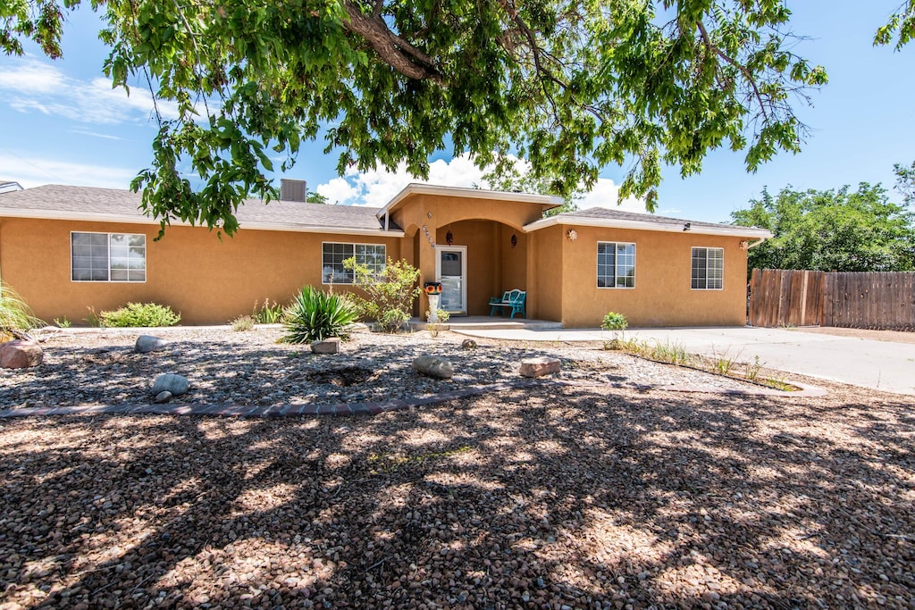 1202 38th St SE, Rio Rancho, NM 87124 - photo 1