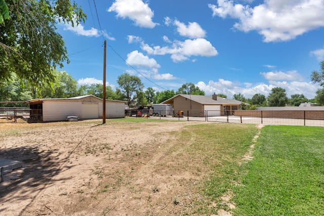 36 Palomas Rd, Los Lunas, NM 87031 - view of yard featuring an outdoor structure