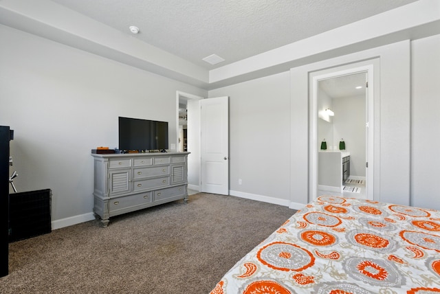 4529 Skyline Loop NE, Rio Rancho, NM 87144 - bedroom featuring carpet floors and a textured ceiling