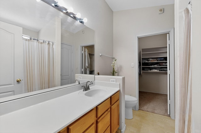 701 Autumn Meadows Dr, Rio Rancho, NM 87144 - full bath with vanity and a walk in closet