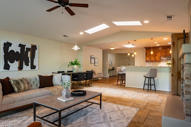 325 Sierra Pl NE, Albuquerque, NM 87108 - photo 13