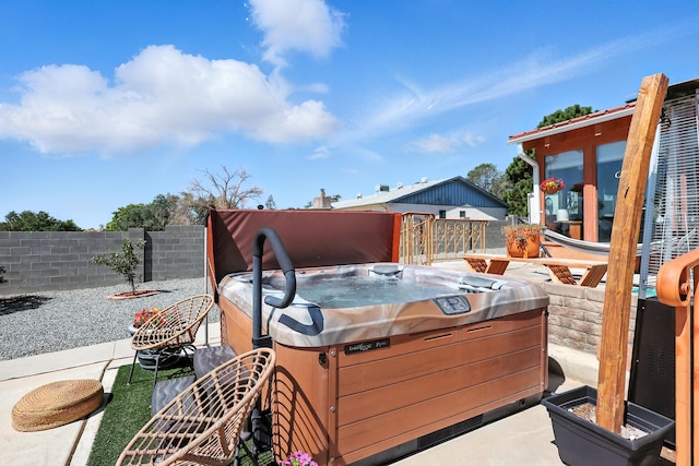 120 Itasca Rd SE, Rio Rancho, NM 87124 - wooden deck featuring a hot tub