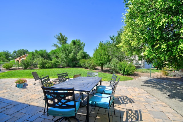 2 Partridge Ct, Peralta, NM 87042 - view of patio with outdoor dining space