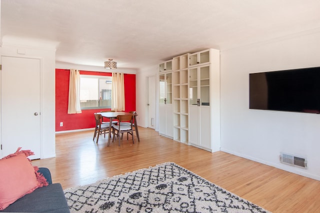 821 Cardenas Dr NE, Albuquerque, NM 87108 - photo 4