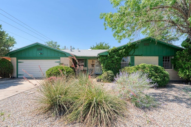 7900 Palo Duro Ave NE, Albuquerque, NM 87110 - photo 1