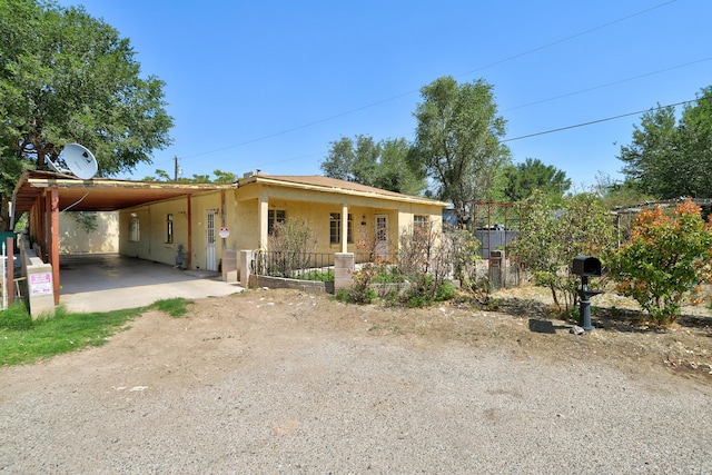 1101 Pear Dr SW, Albuquerque, NM 87105 - photo 1