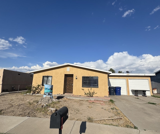 1408 Lucretia St SW, Albuquerque, NM 87121 - photo 1