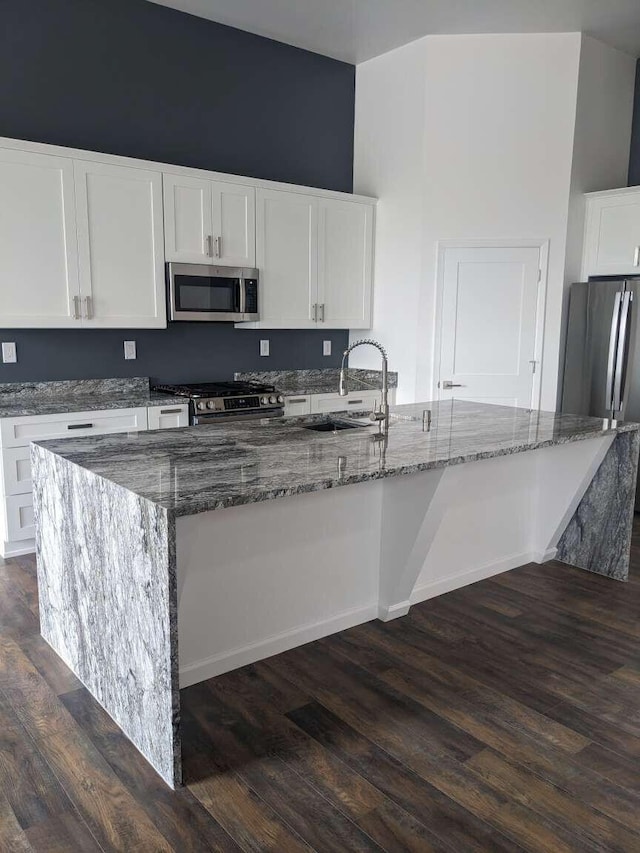 2032 Le Ave SW, Albuquerque, NM 87105 - photo 3
