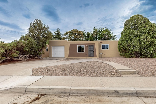 6017 Zimmerman Ave NE, Albuquerque, NM 87110 - photo 1