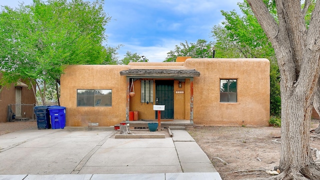 1134 Princeton Dr NE, Albuquerque, NM 87106 - photo 1