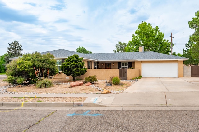 7601 Gladden Ave NE, Albuquerque, NM 87110 - photo 1