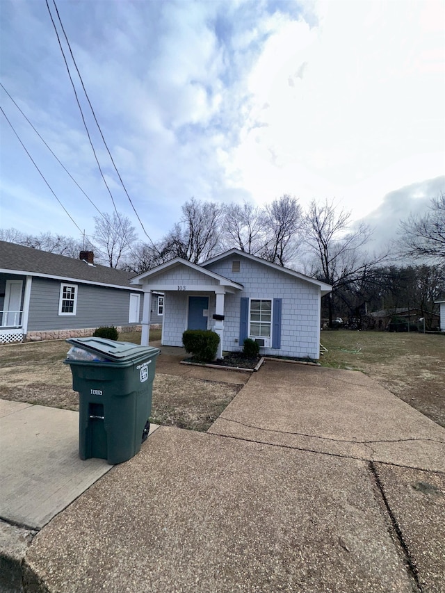 view of front of house