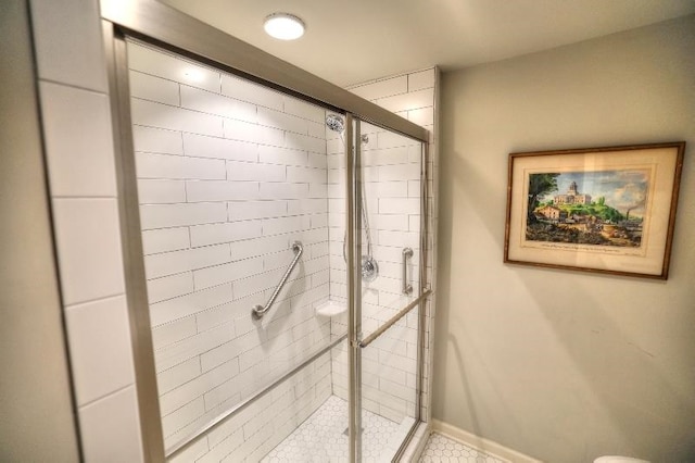 475 N Highland Ave Unit 3G, Memphis, TN 38122 - bathroom with walk in shower
