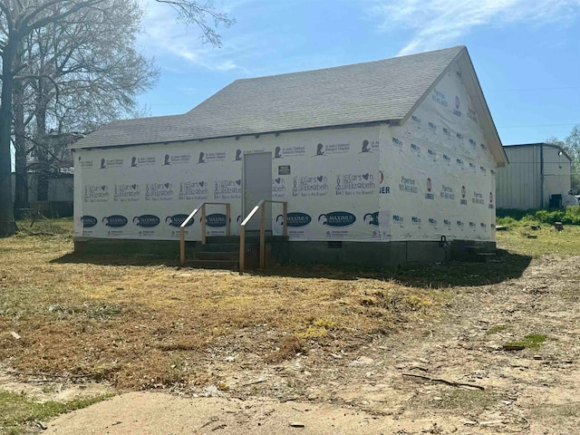 view of property exterior