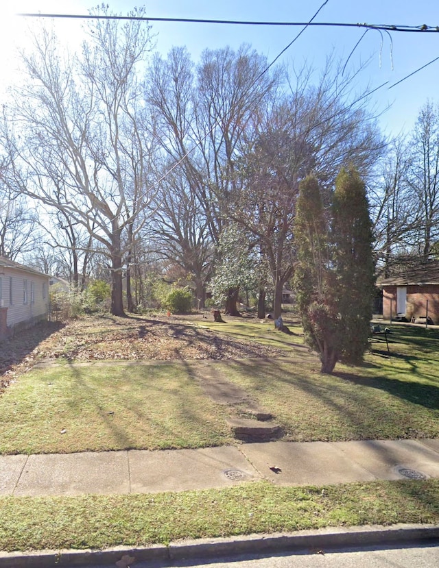 Listing photo 2 for 2169 Marble Ave, Memphis TN 38108