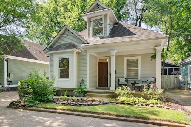 view of front of house with a porch