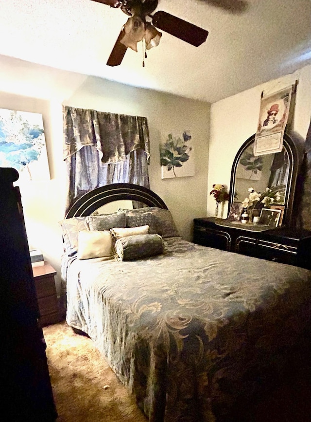 bedroom with carpet and ceiling fan