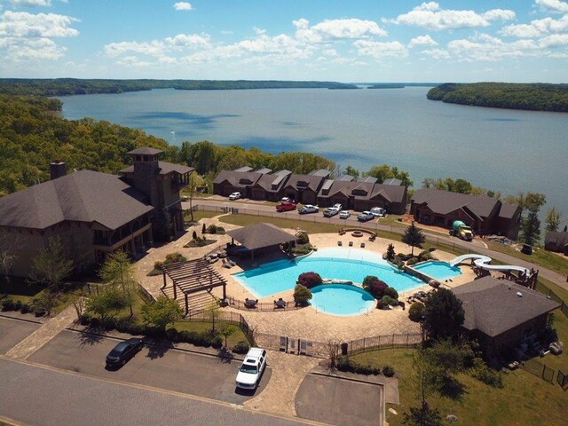 174 Arborwood Ln, Savannah, TN 38372