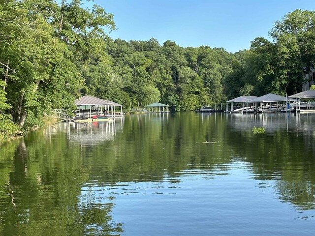 174 Arborwood Ln, Savannah, TN 38372