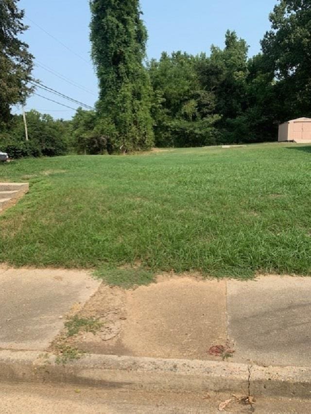 678 W Hazelwood Rd, Memphis TN, 38109 land for sale